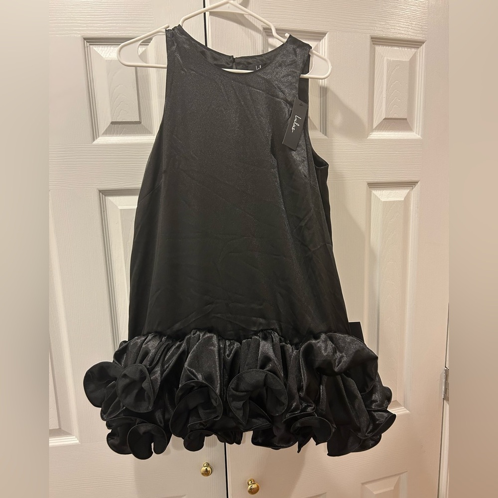 Lulu’s Black Satin Ruffle Hem Shift Dress 
Size Medium